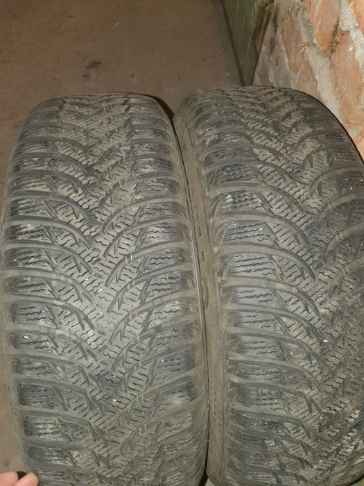 Зимни гуми DUNLOP 195/65 R15 - 2 броя