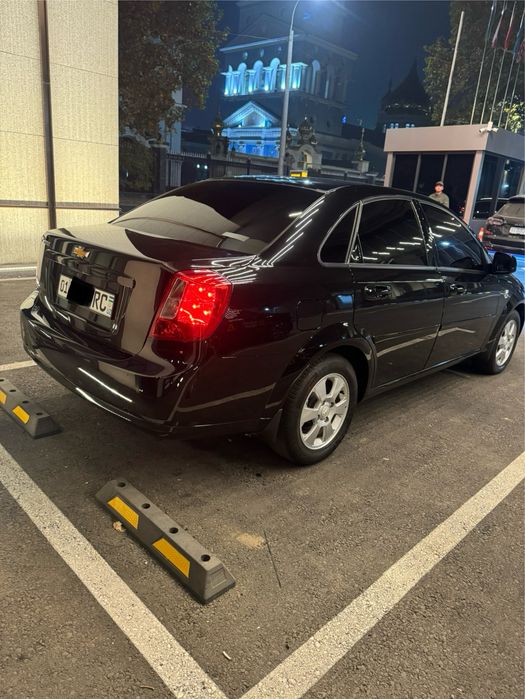 Jentra qora, bez lyuk 2024