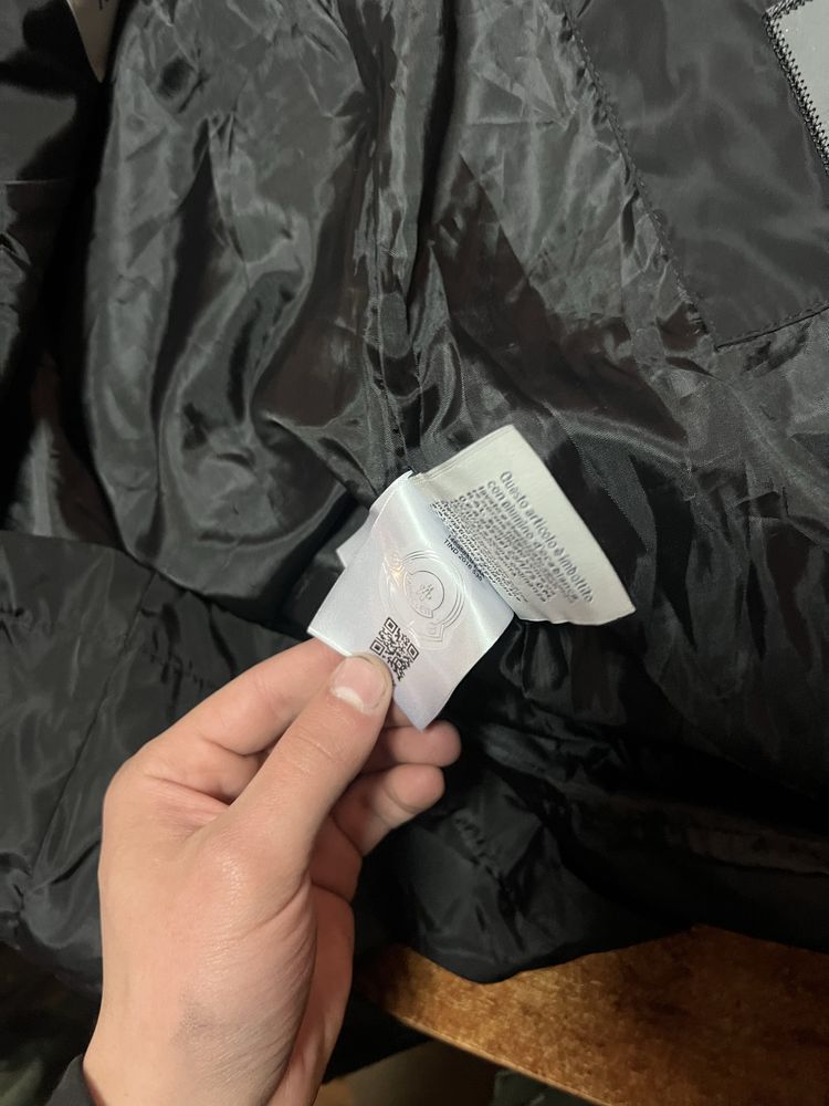 Moncler ветровка