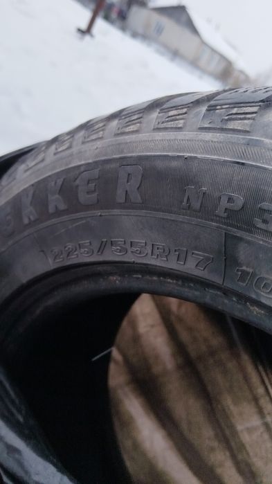 Продам резину r17