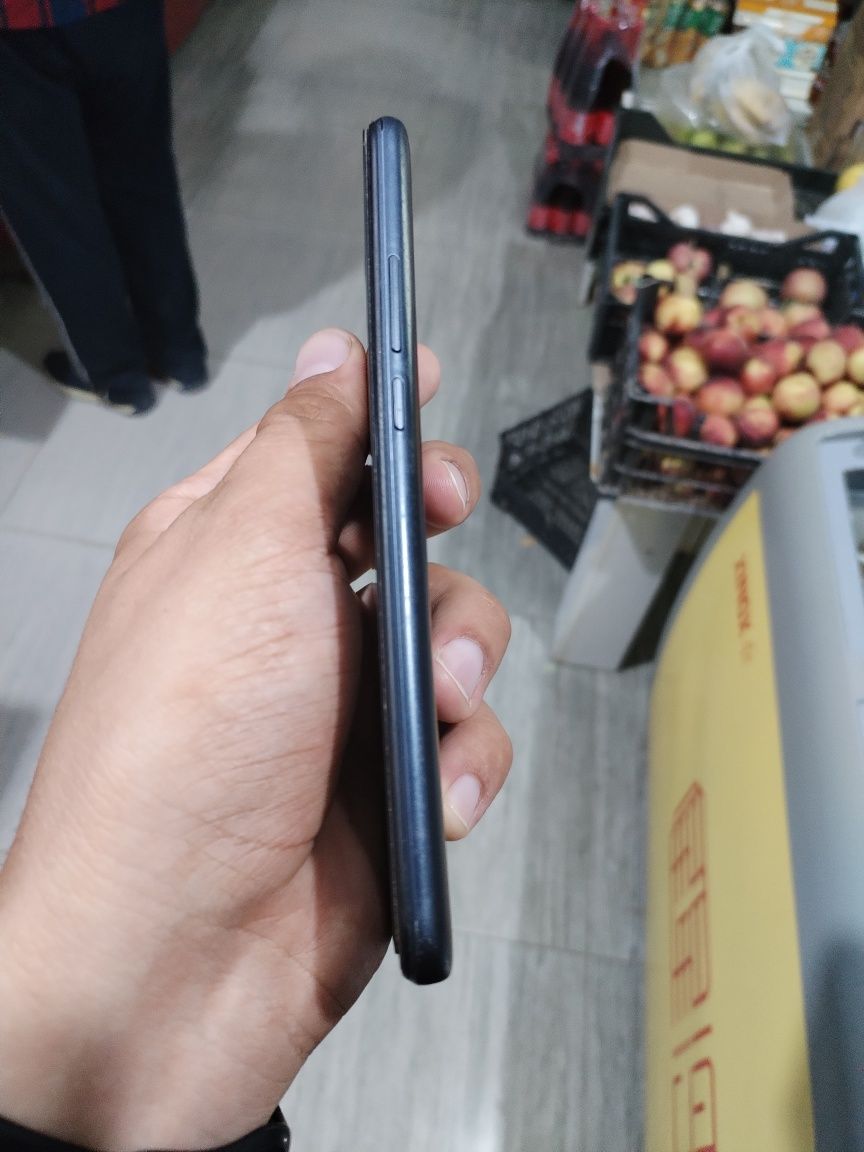 Redmi 9 4/64 sotiladi