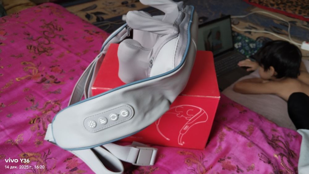 Массажер с зарядным устройством. И не надо ходить к массажистам !