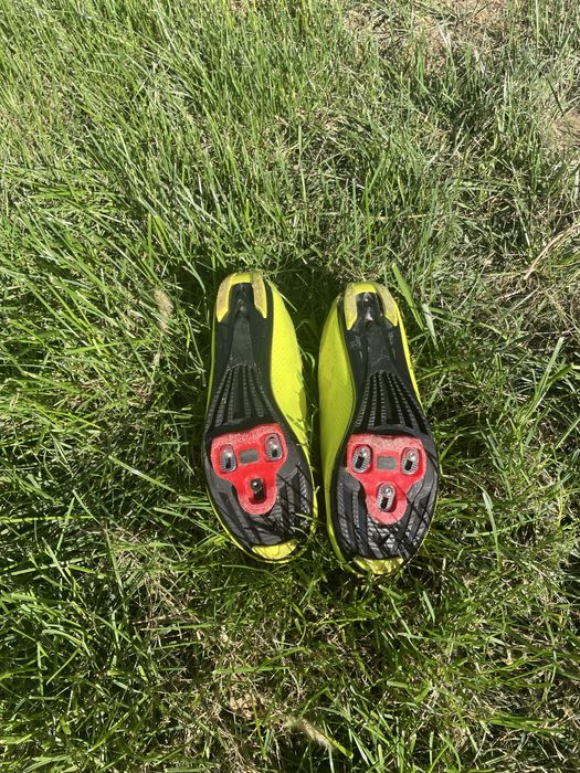 Шоссейные велотуфли размер 40 (стелька 25см)