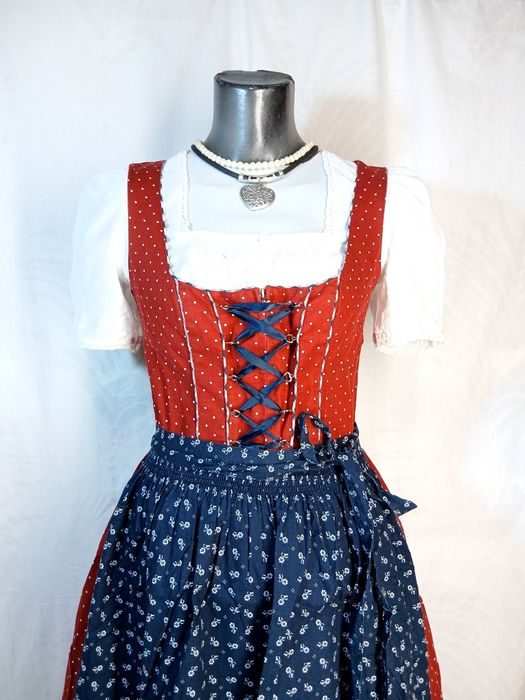 Dirndl Nr 36, Rochie bavareza  Oktoberfest sarafan rochie tiroleza