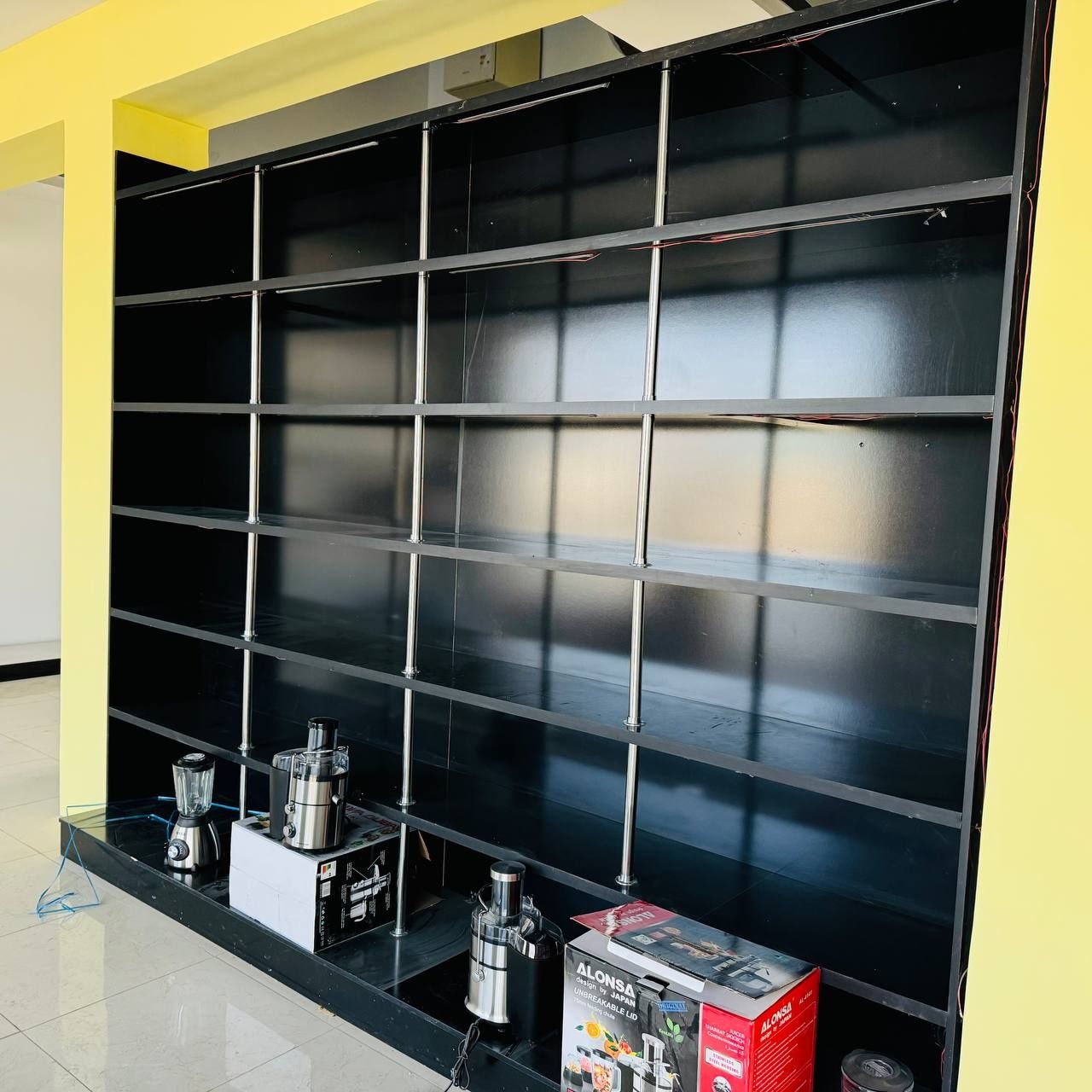 Mebel polka do'kon uchun