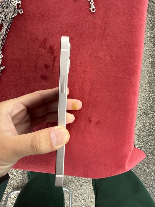 iPhone 12 perfect pentru piese impecabil