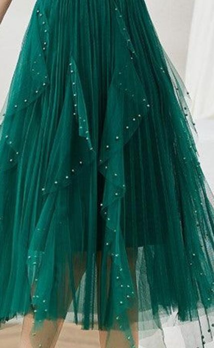 Fustă verde cu mărgele mărime S/M