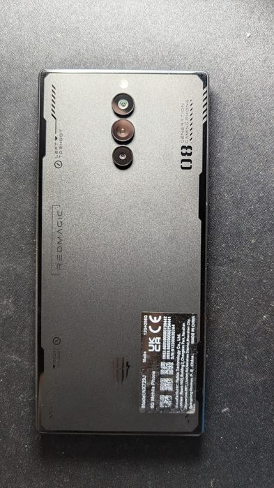 Telefon de gaming ZTE Nubia RedMagic 8 Pro 256gb rom 12gb ram