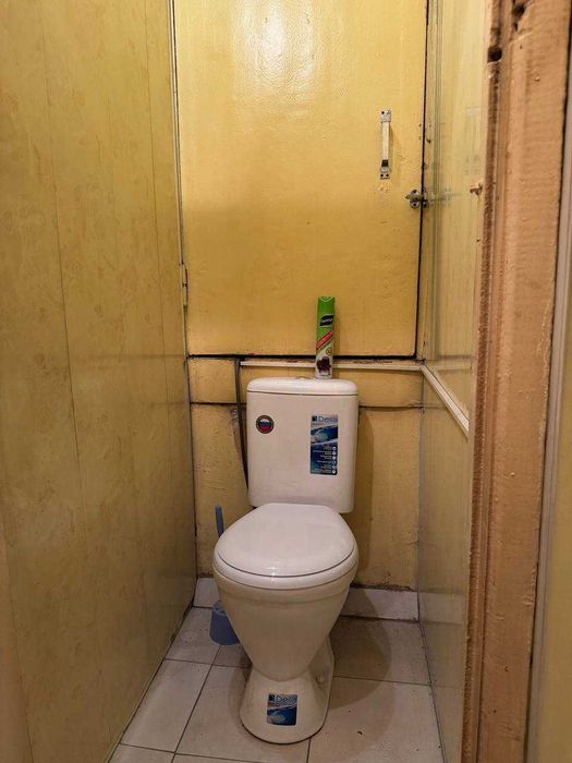 Продаю свою квартиру на Юнусабад-4 (2/2/4), Универсам, Посольство США