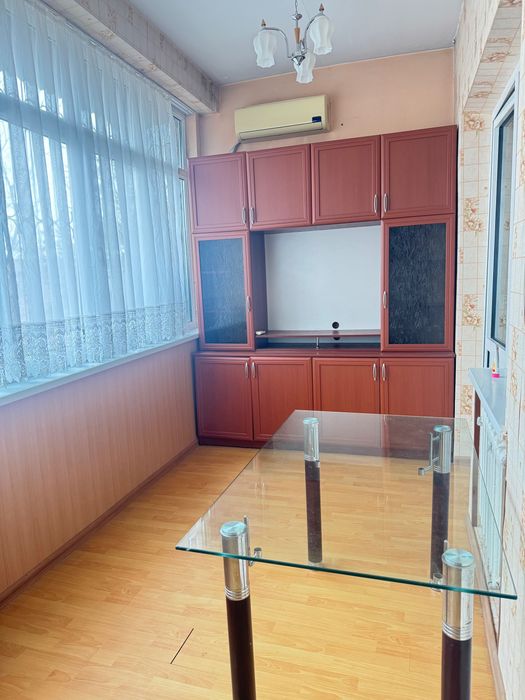 Продаю СВОЮ квартиру 3-комнатную