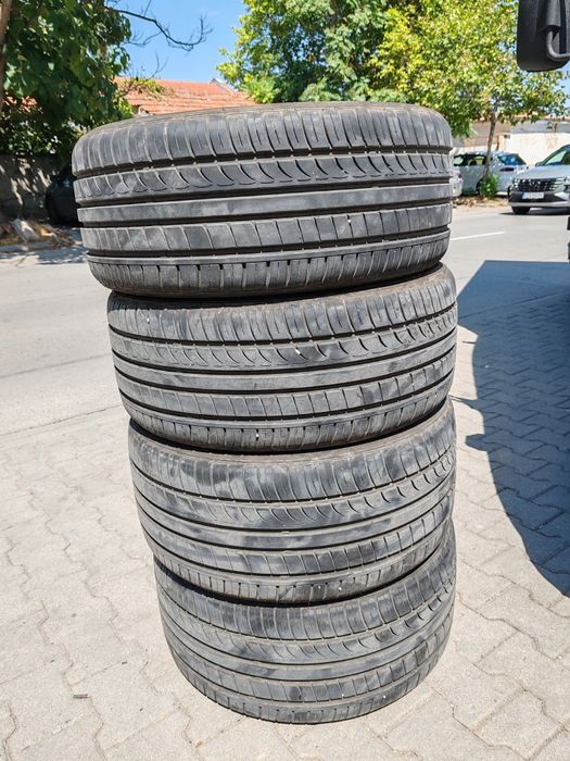 Продавам летни гуми спорт пакет 245 40 20 на 275 35 20 ДОТ 24.
