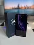 Motorola One Fusion+ full box, cu accesorii, stare foarte buna, husa