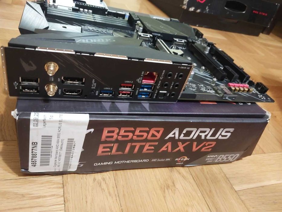 AMD Ryzen 9 5950X + Gigabyte B550 Aorus Elite AX V2 Wi-Fi