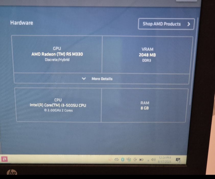 vand laptop alb Hp 15 81F0..15.6"..i3..8 Gb..Hard 1 Tb..impecabil