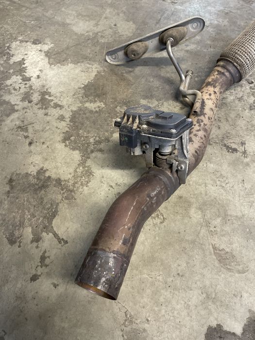 clapeta evacuare  volkswagen passat b8 1.6 2018