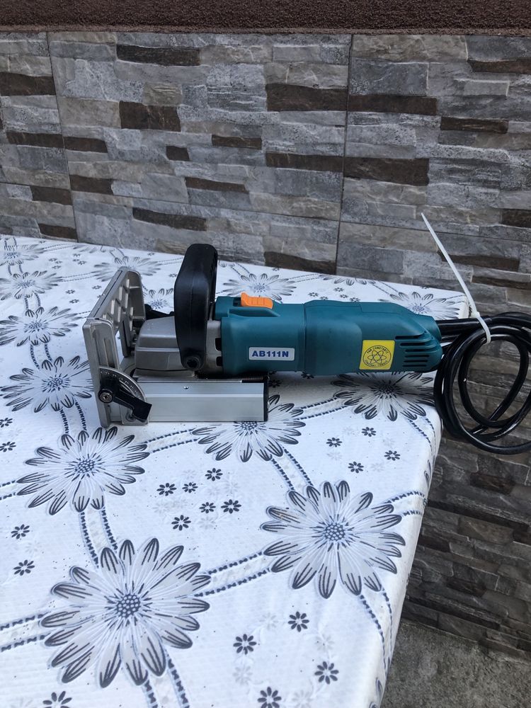 Бисквит машина AB111N, 900 W,