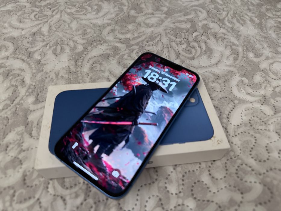 Vand iphone 13 blue 128gb