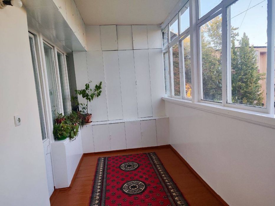 Кора камиш 2/4 оилага 3 хонали квартира тансикбоев