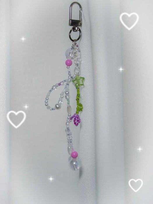 Винтажный y2k брелок бантик из бисера ручной работы