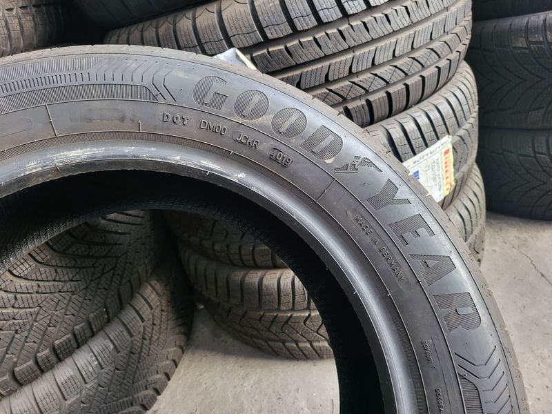 215/55/17 GOODYEAR 4бр