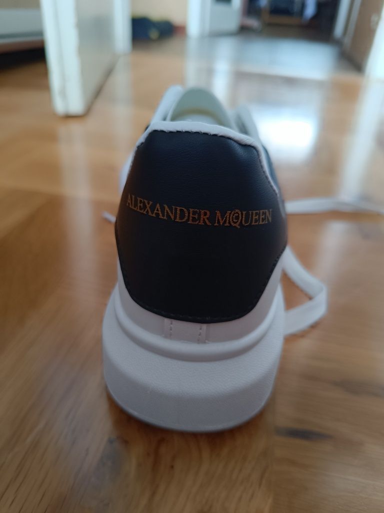 Alexander McQueen  обувки