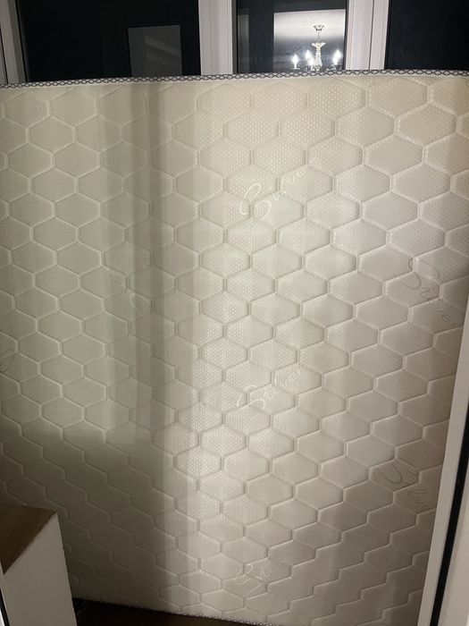 Матрас 180*200 продам