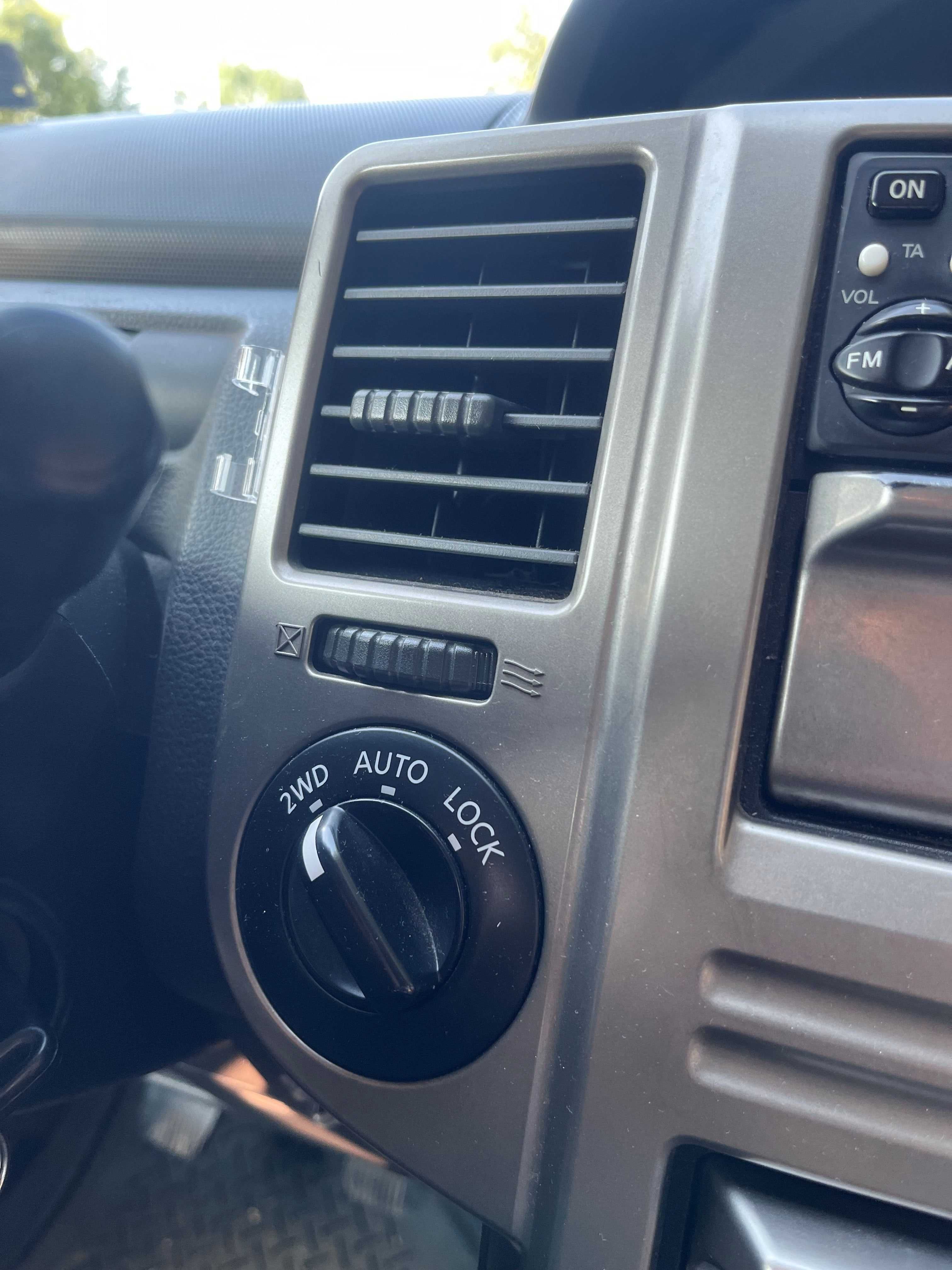 Nissan X-trail, 2.2 куб., 4х4