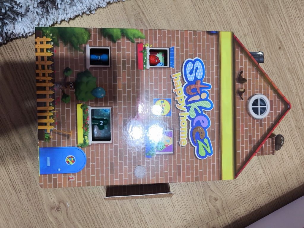 Stikeez пълен албум