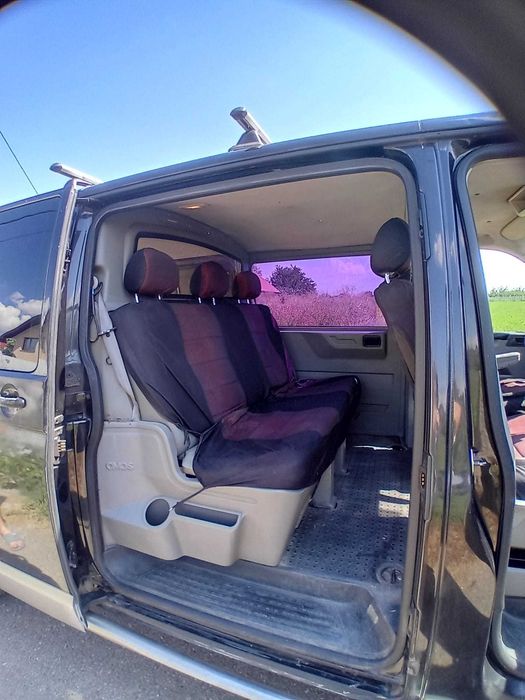 De vanzare Volkswagen T5 – Dubă fiabilă, preț negociabil