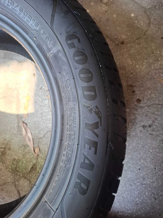 2 Всесезонни гуми Goodyear 215/60/16 ДОТ22 (безплатно поставяне)