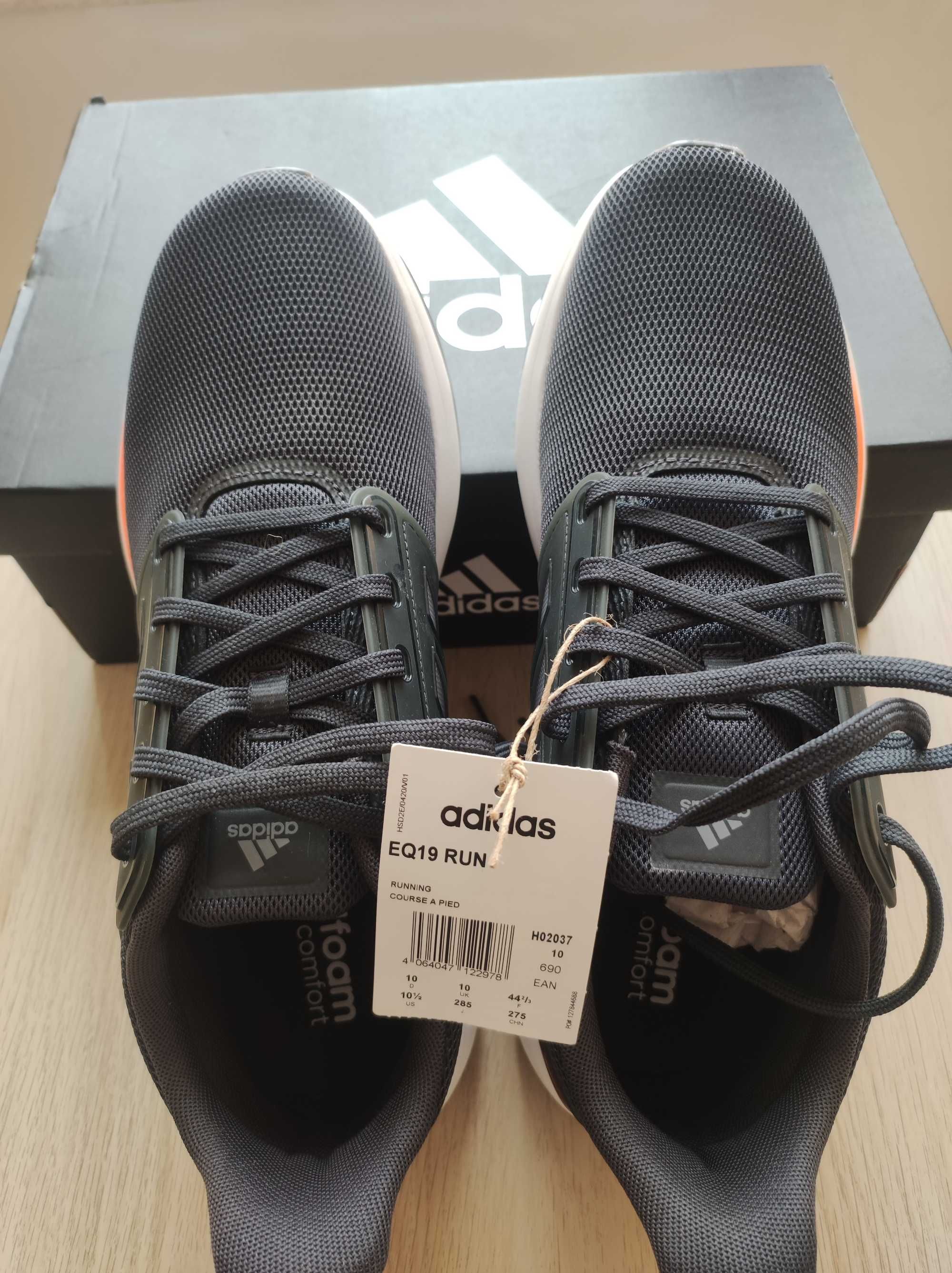 Продавам Нови маратонки Adidas EQ19 Run размер 10UK (44 2/3)