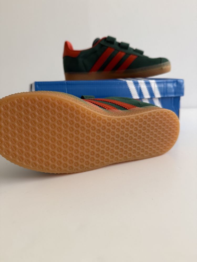 Adidas Gazelle marimea 35