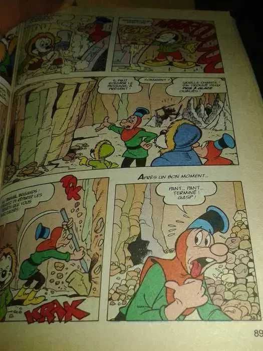 Revista de benzi desenate Mickey Mouse
