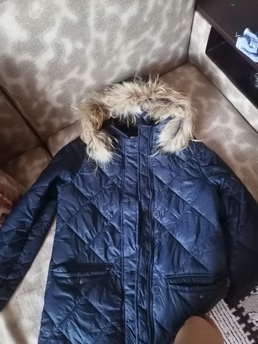 Продам длинную куртку GLORIA JEANS на девочку или девушку на весну