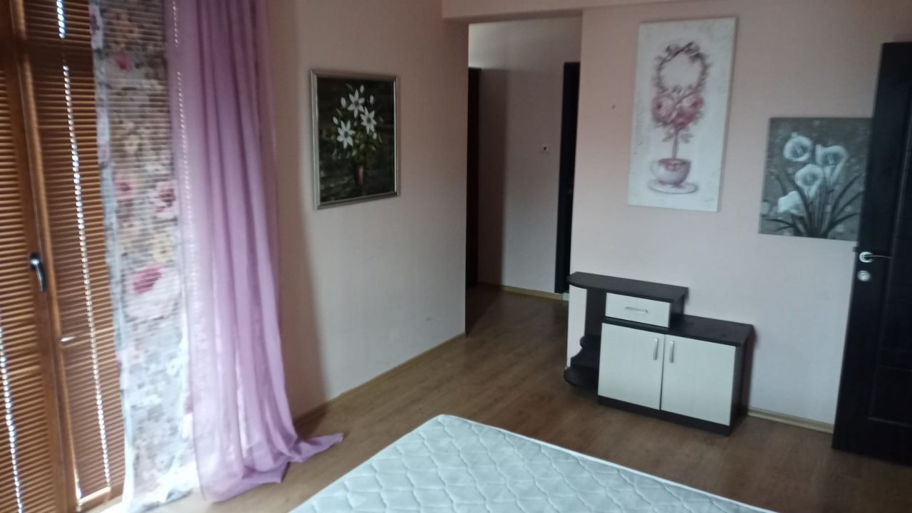 Продава се Къща в с. Гюльовца, Област Бургас - 161 кв.м за 1423 €/кв.м - Снимка #5