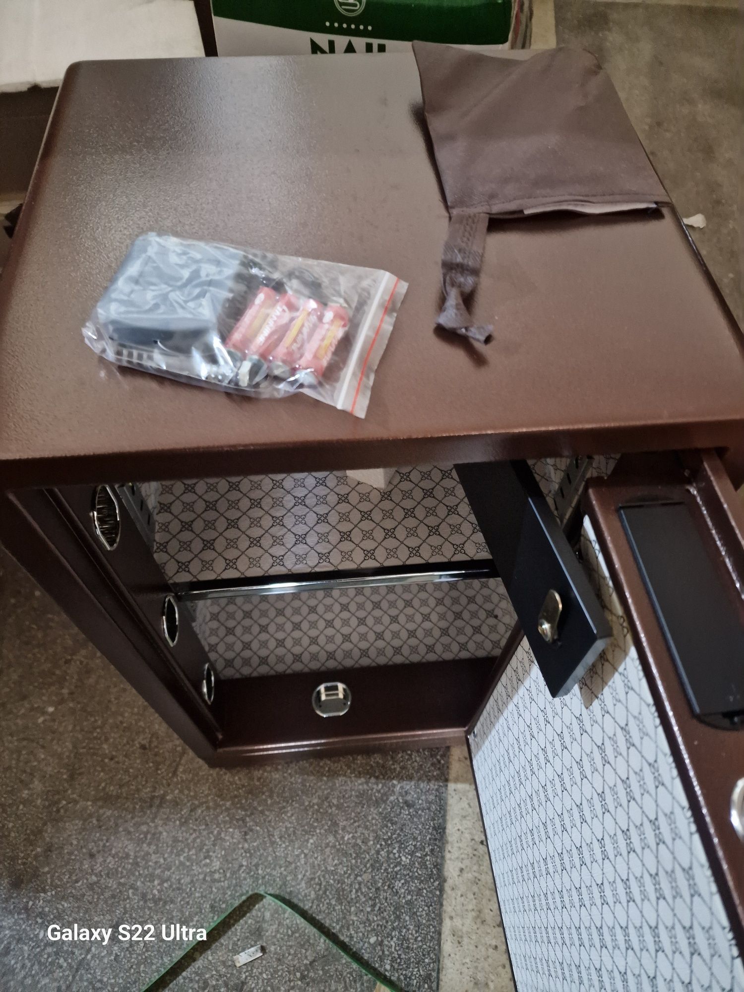 Seif metalic 70cm cu sertar interior