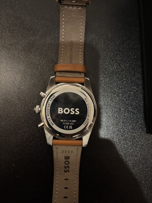 Ceas Boss nou in cutie