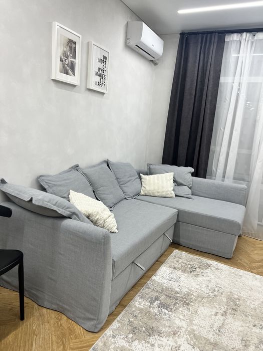 Угловой диван-кровать IKEA HOLMSUND