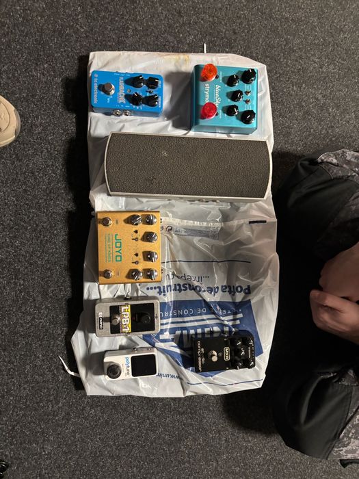 Vand Pedalier Chitara Electrica sau Bass