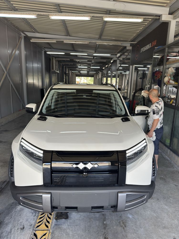 BYD -LEOPARD-3 (Titanium-3) внедорожник 442 л/с , 4WD