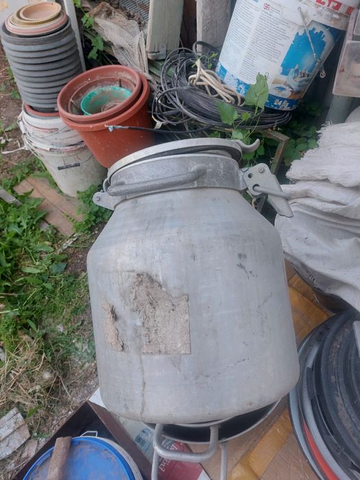 Продам бочки 25л