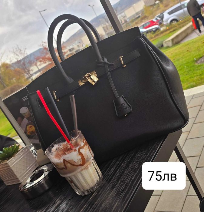 Топ модел малка и голяма