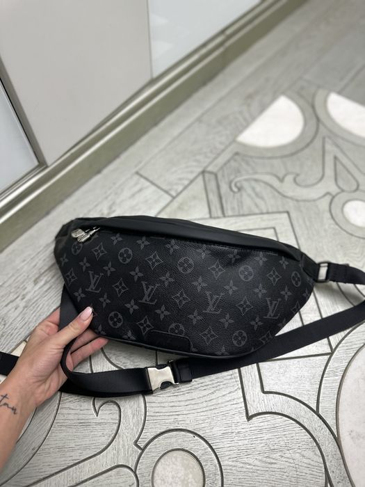 Нова мъжка чанта