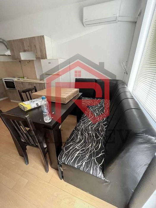 Дава се под наем Двустаен апартамент в Варна, Възраждане 1 - 60 кв.м за 357 € - Снимка #2