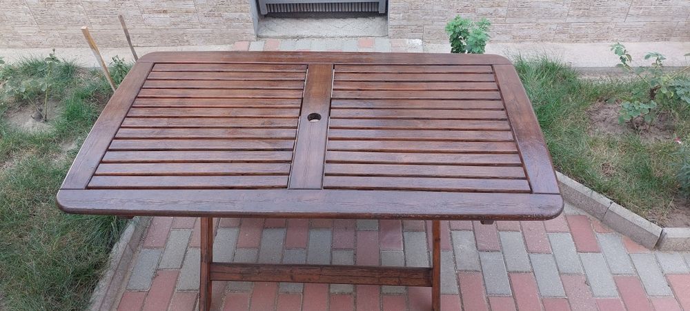 Masa de gradina sau terasa