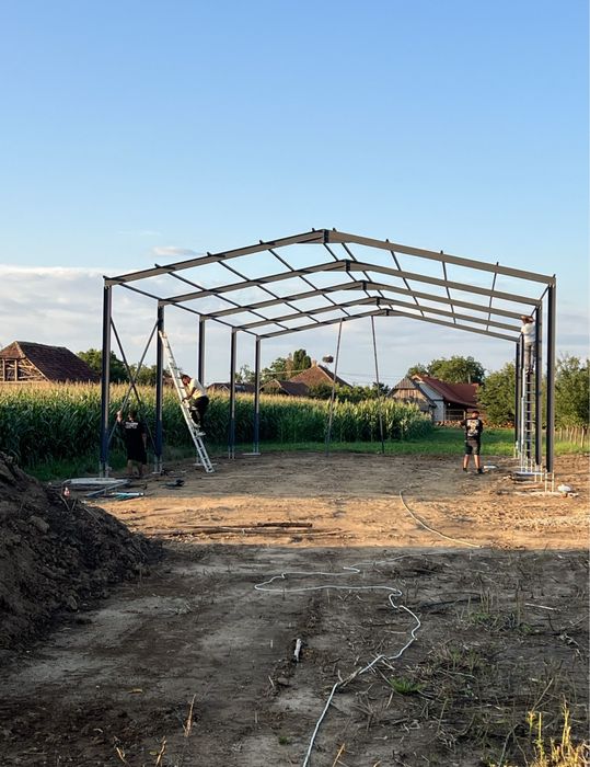 Vand structuri metalice pe baza de comanada
