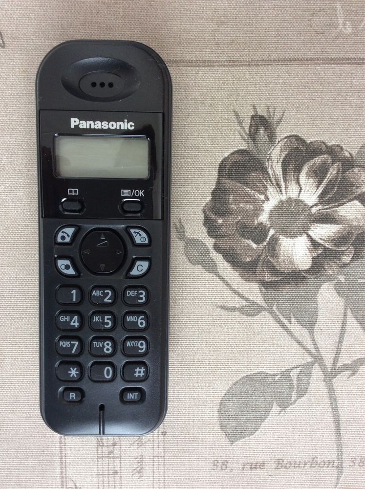 Домашен Безжичен DECT Телефон PANASONIC KX-TG1311