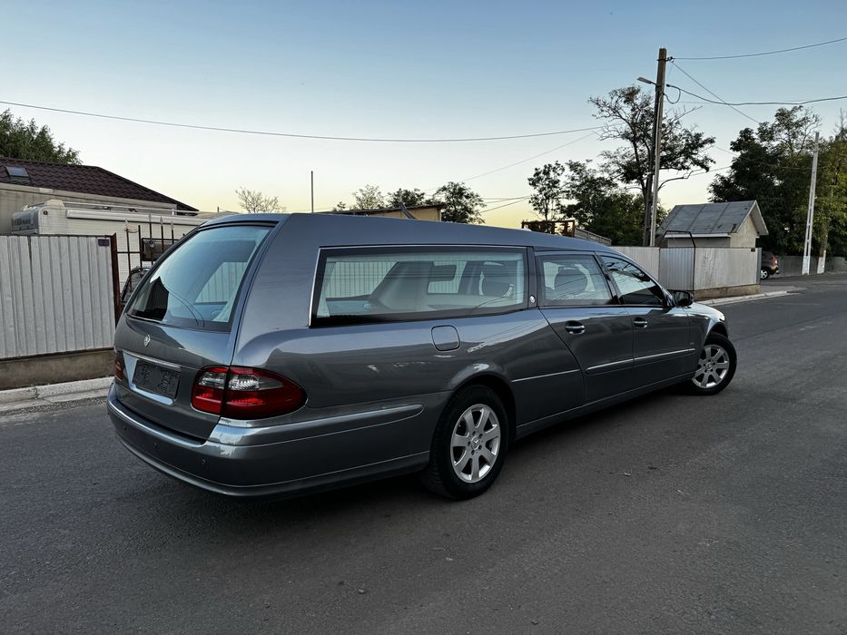 Mercedes E class 280  FUNERAR !! 2008 !! 5 locuri !!