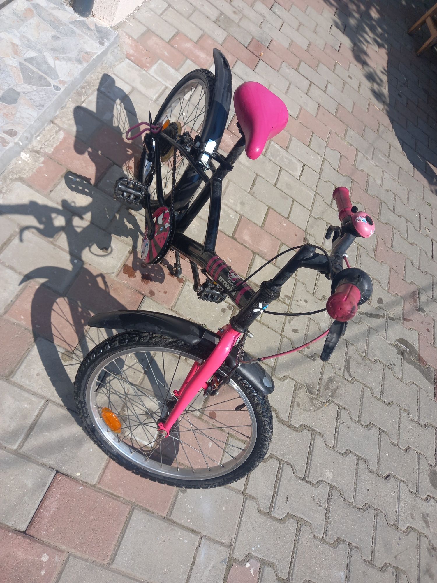 Vând bicicleta fetite 8-13 Ani.