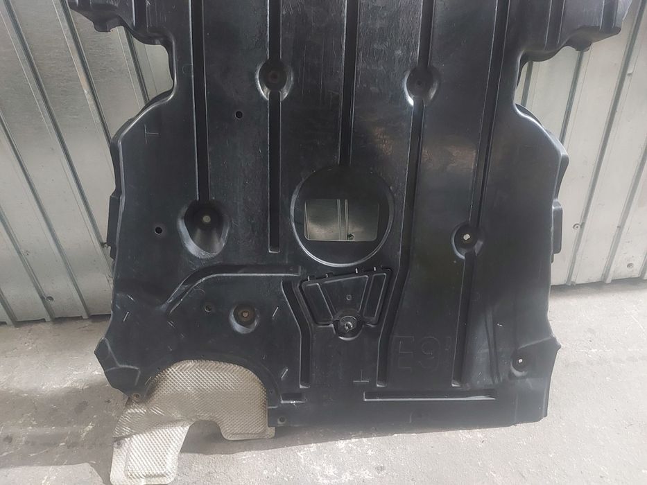 Scut motor BMW E90 E91 E92 Original